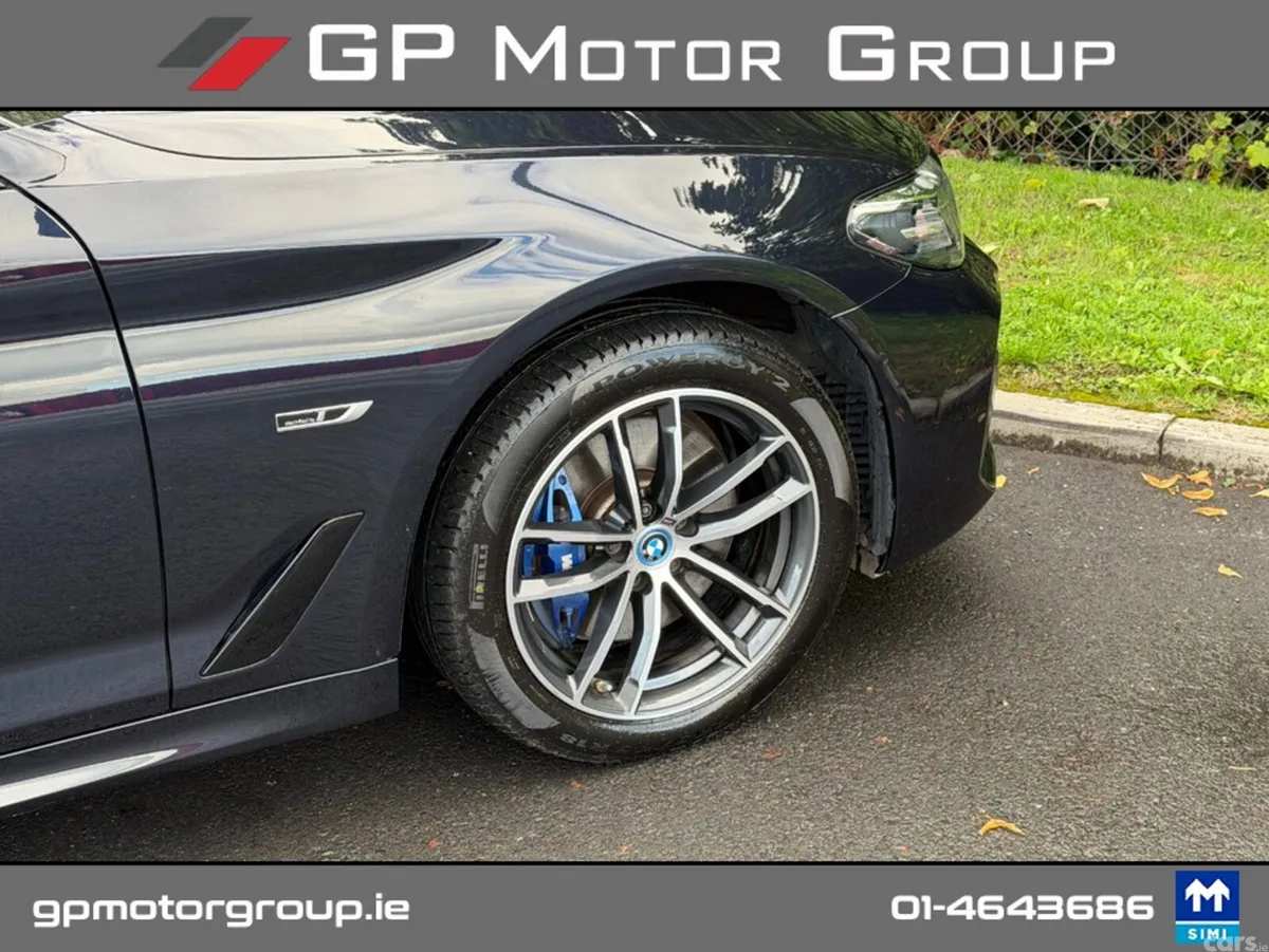 BMW 5-Series Saloon, Petrol Plug-in Hybrid, 2022, Black