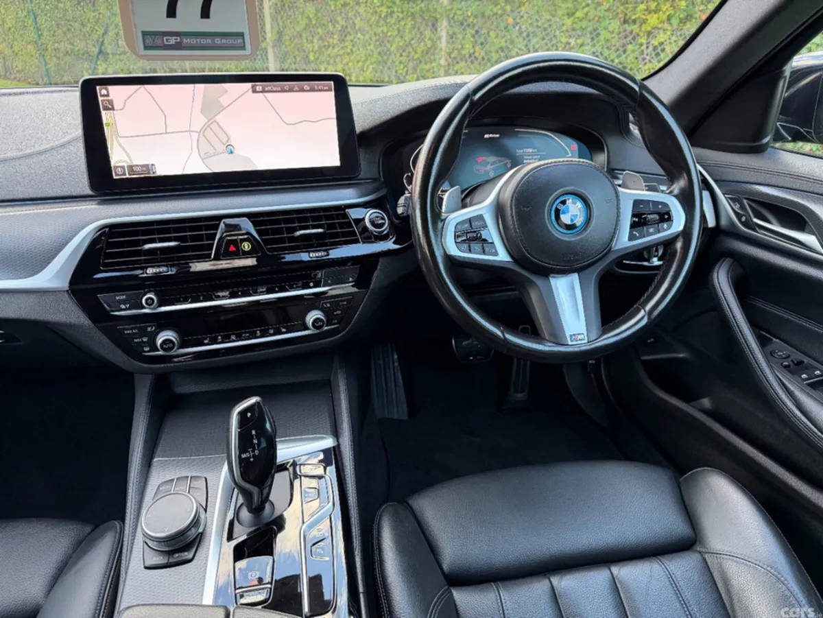BMW 5-Series Saloon, Petrol Plug-in Hybrid, 2022, Black