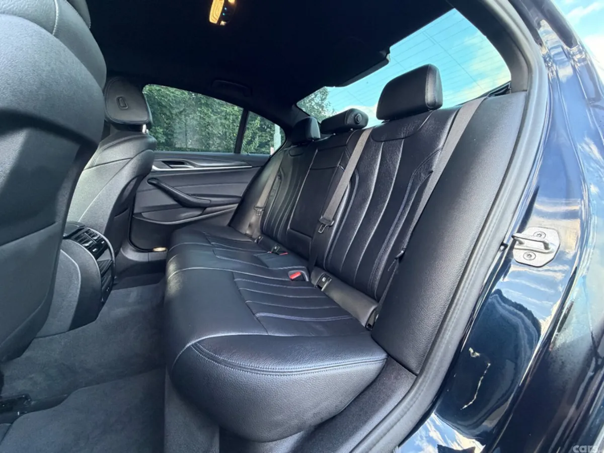 BMW 5-Series Saloon, Petrol Plug-in Hybrid, 2022, Black