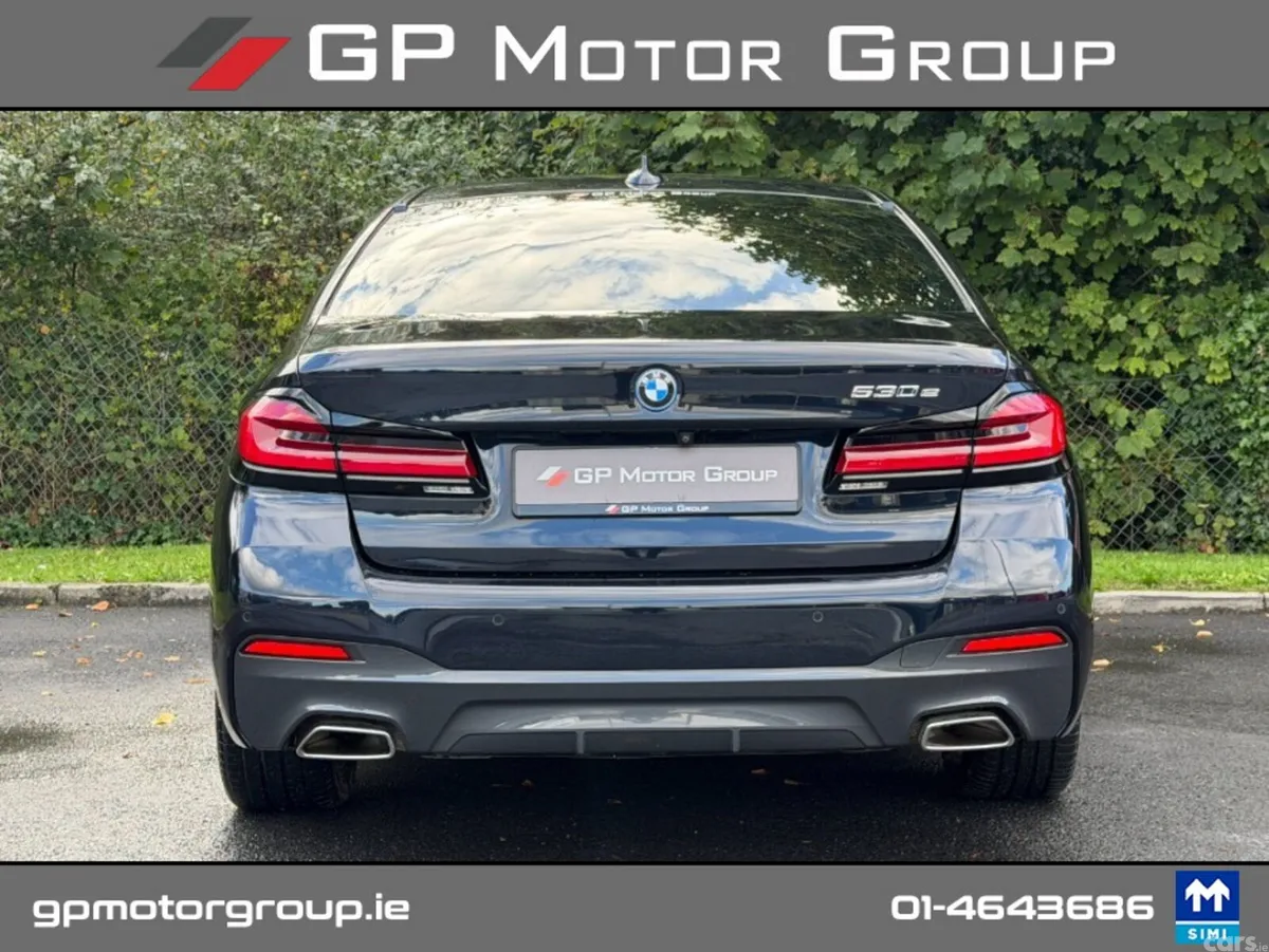 BMW 5-Series Saloon, Petrol Plug-in Hybrid, 2022, Black