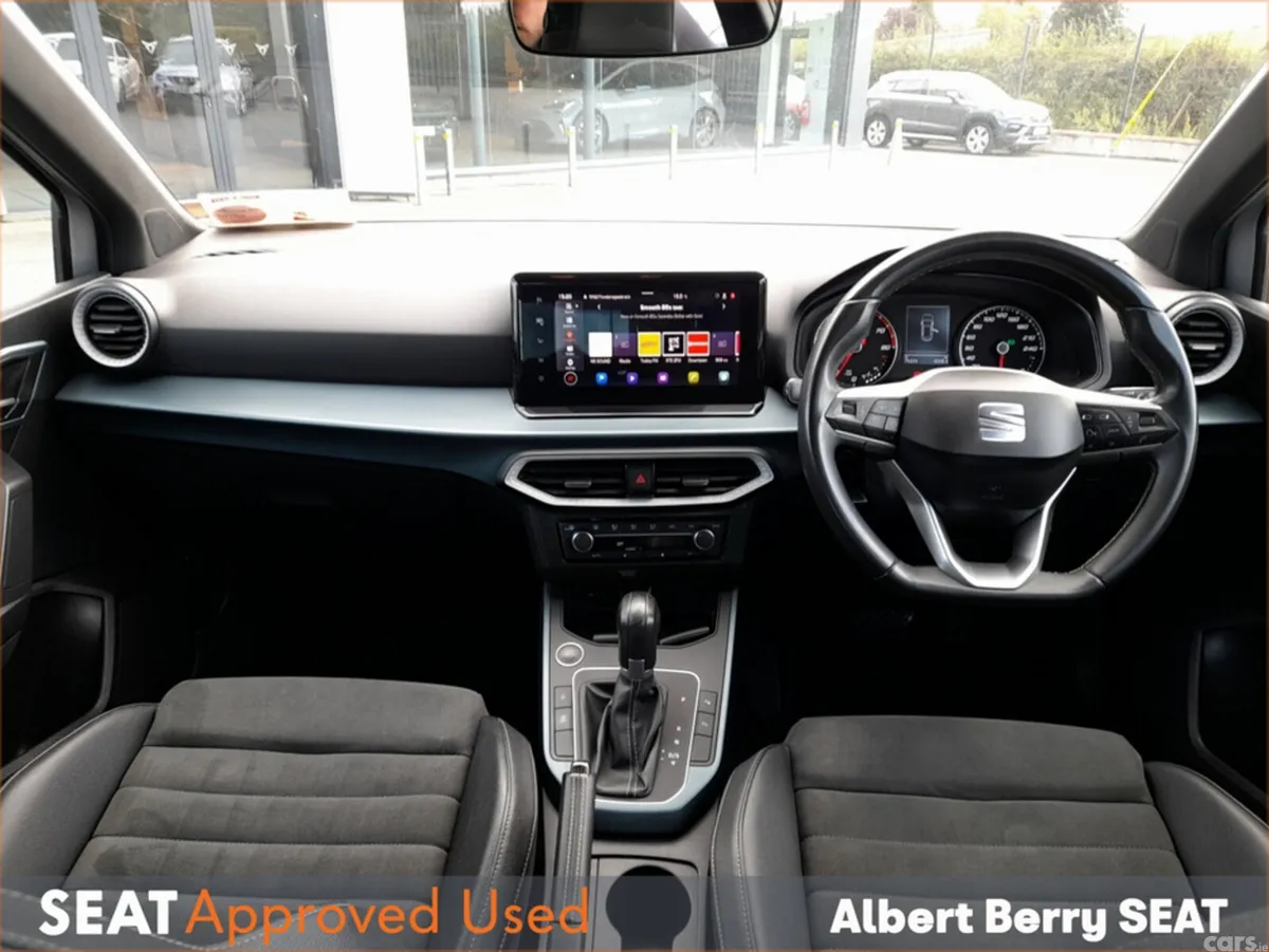 SEAT Arona Hatchback, Petrol, 2023, Grey