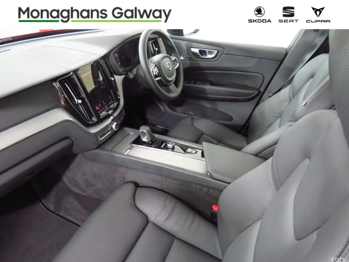Volvo XC60 SUV, Petrol Plug-in Hybrid, 2023, Orange