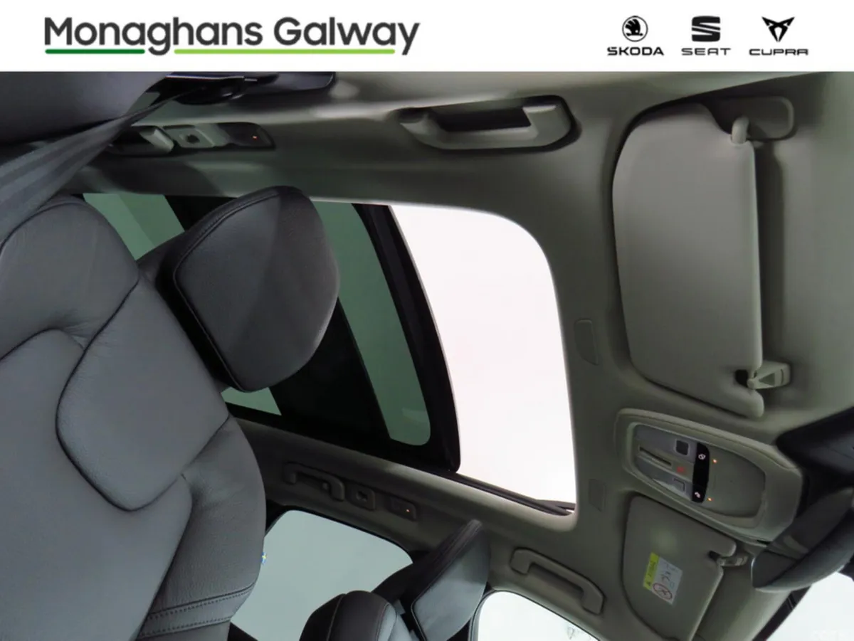 Volvo XC60 SUV, Petrol Plug-in Hybrid, 2023, Orange