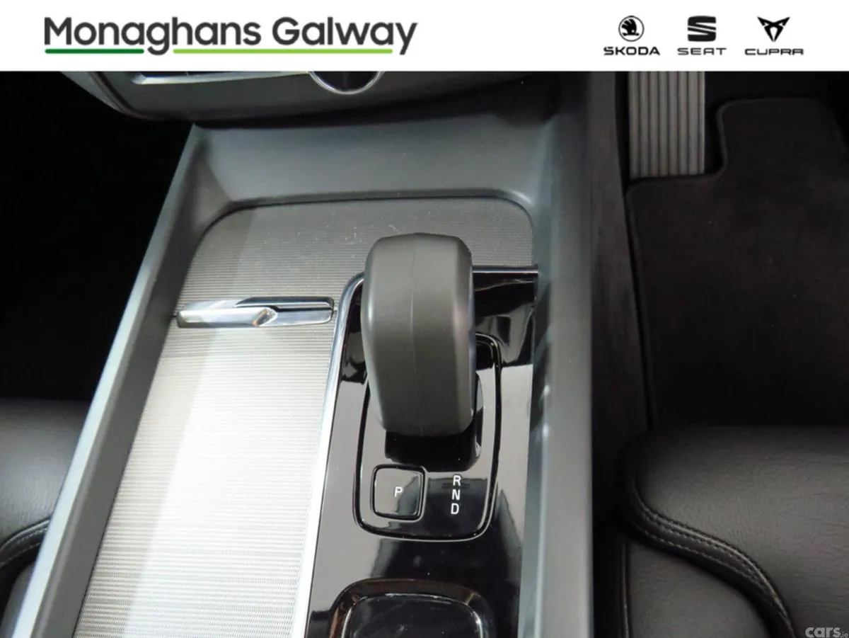 Volvo XC60 SUV, Petrol Plug-in Hybrid, 2023, Orange