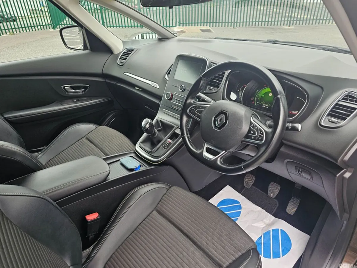 Renault Grand Scenic Hatchback, Diesel, 2017, Brown