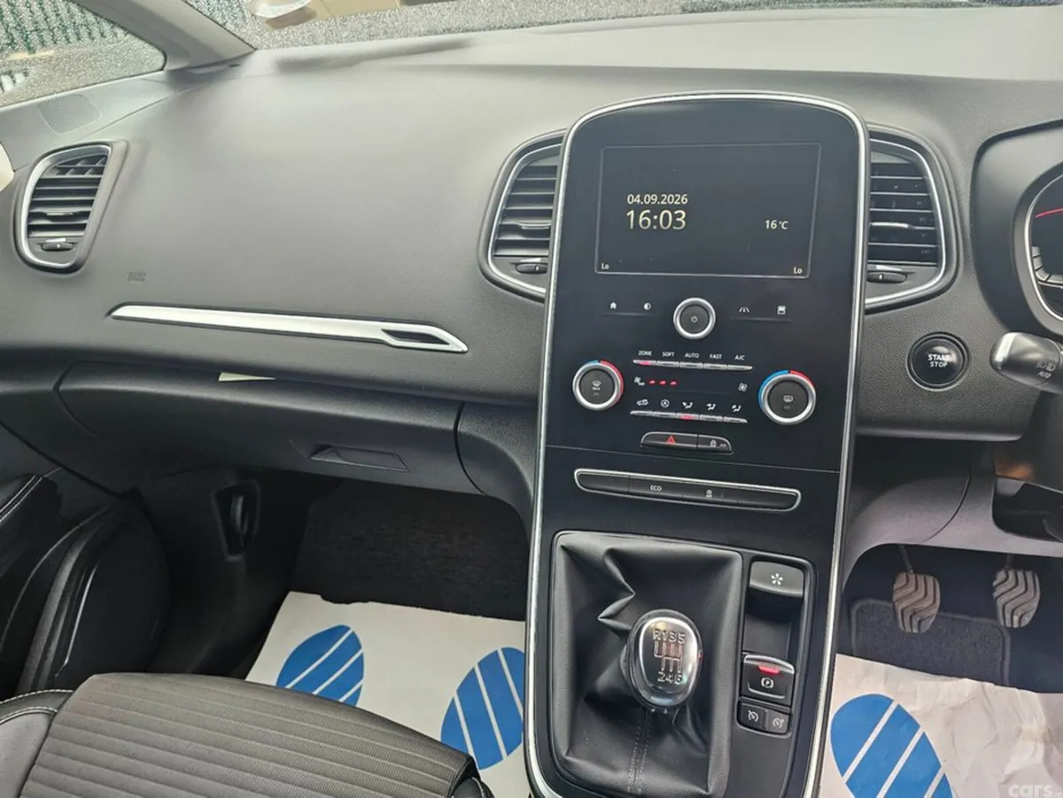 Renault Grand Scenic Hatchback, Diesel, 2017, Brown