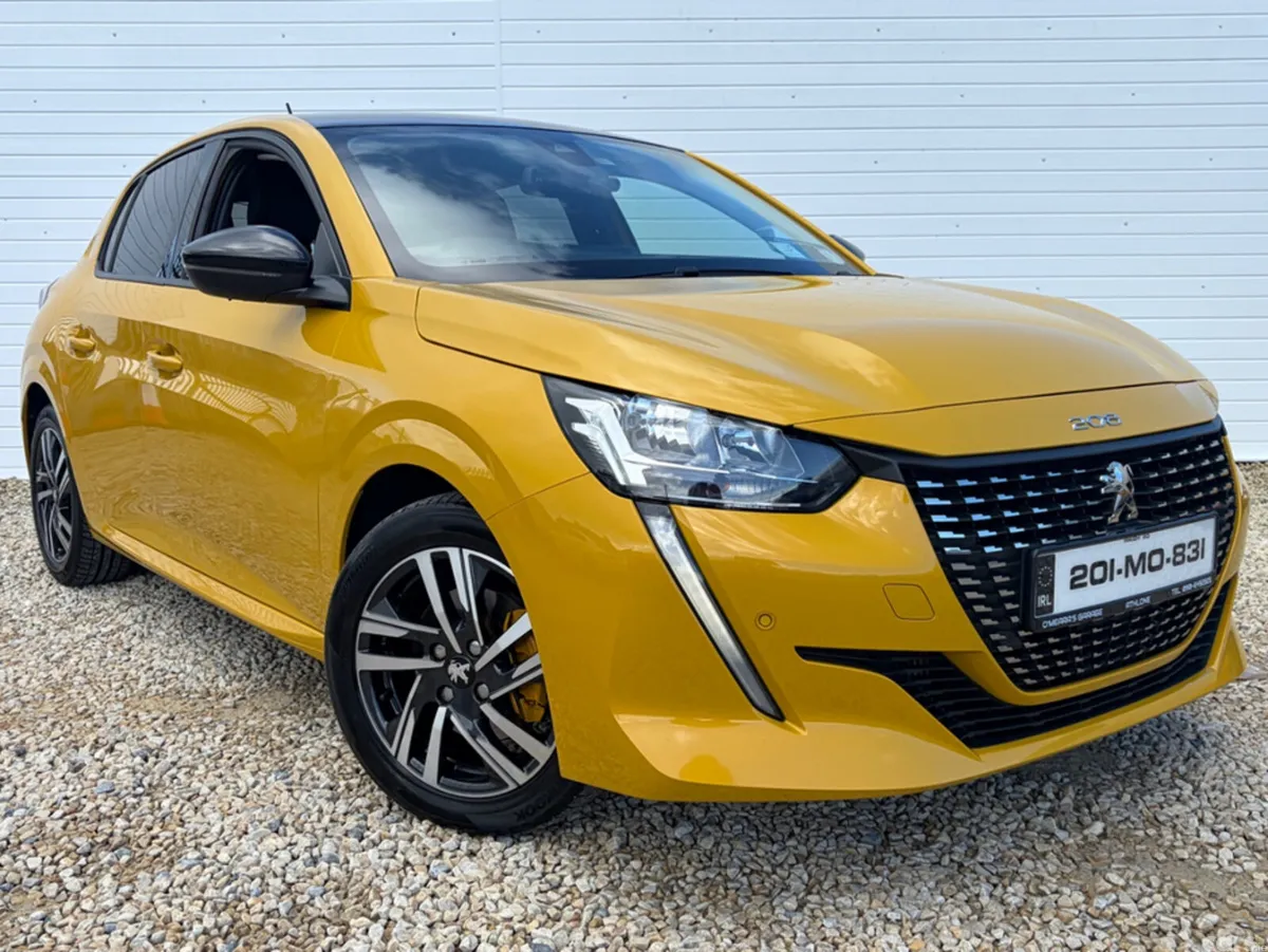 Peugeot 208 Hatchback, Petrol, 2020, Yellow