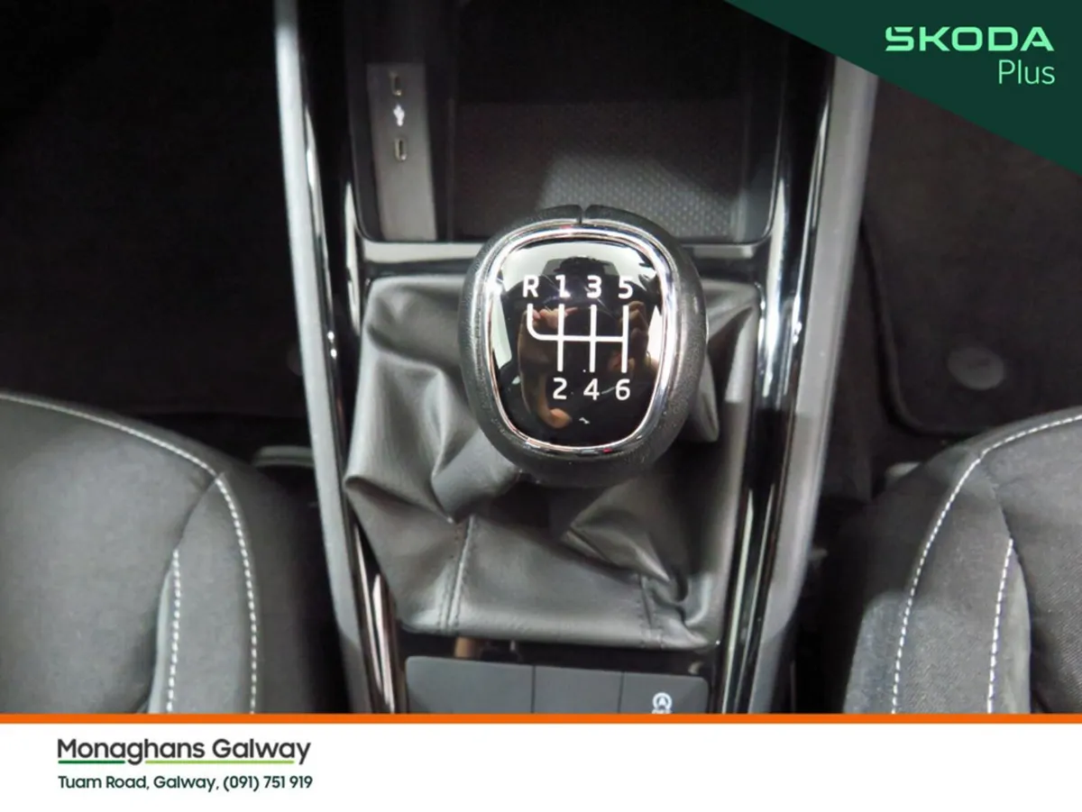 Skoda Kamiq Hatchback, Petrol, 2023, Black