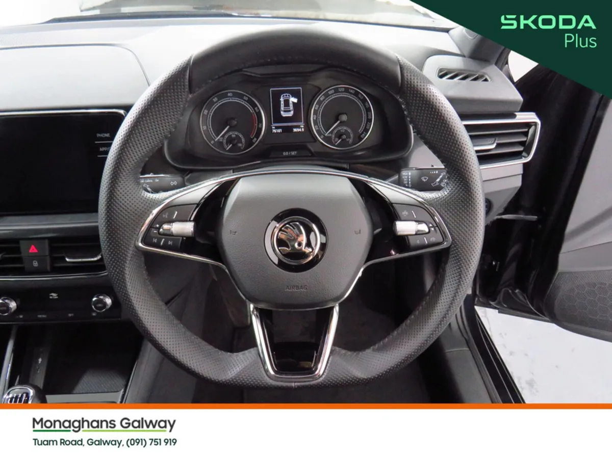 Skoda Kamiq Hatchback, Petrol, 2023, Black