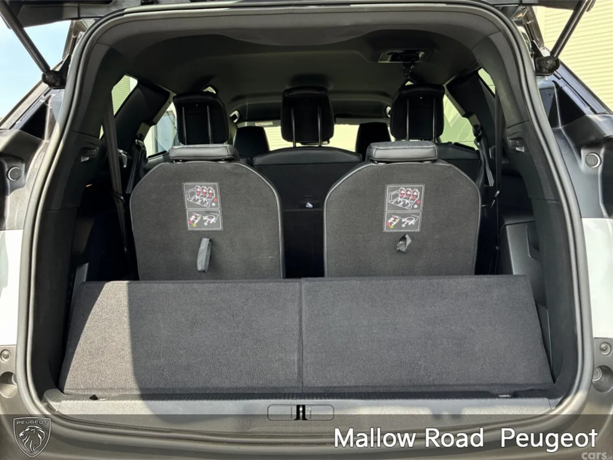 Peugeot 5008 SUV, Diesel, 2024, White