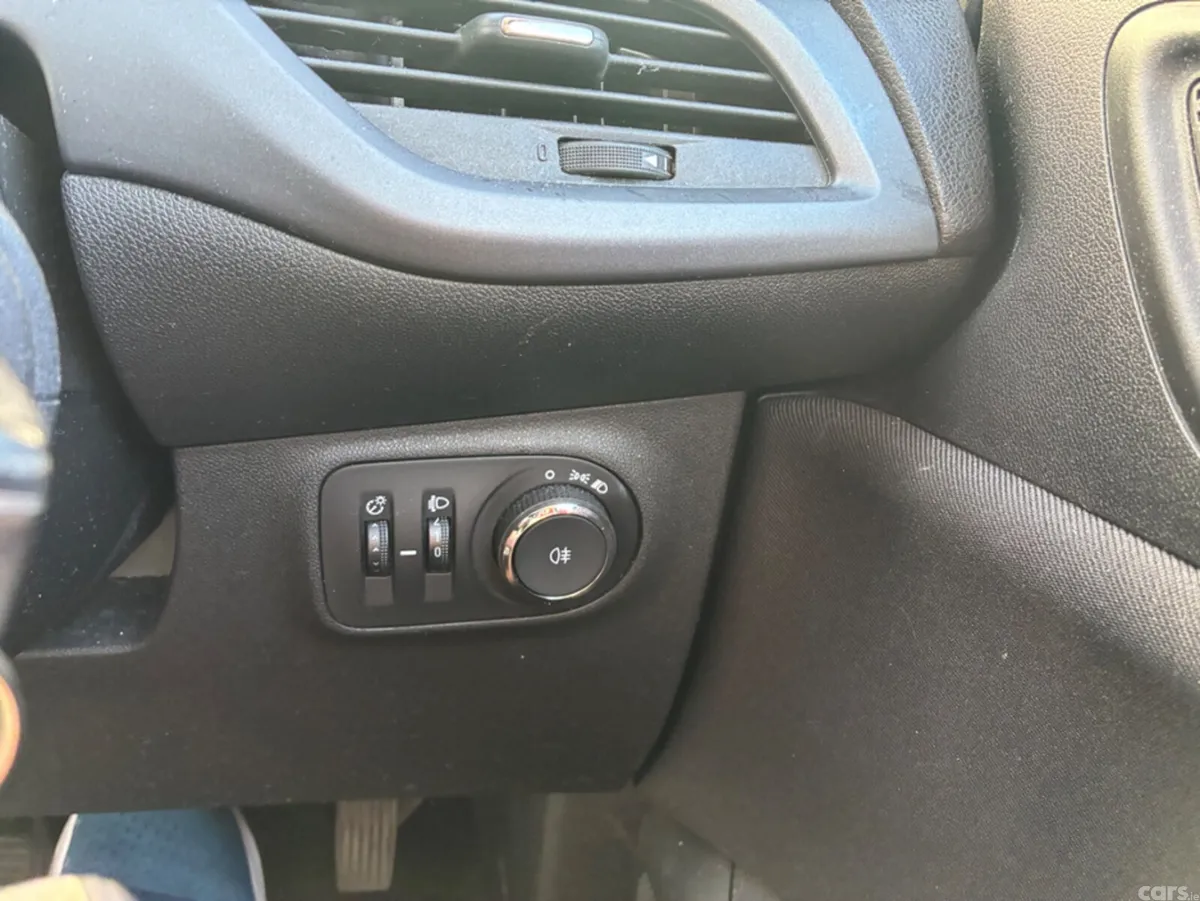 Opel Corsa Hatchback, Petrol, 2018, Black