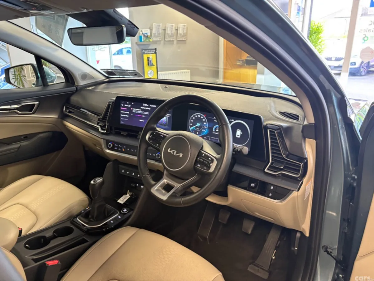 Kia Sportage SUV, Diesel, 2023, Grey