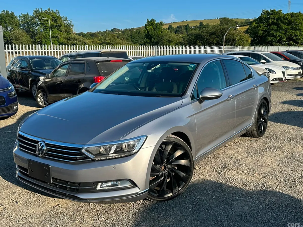 Volkswagen Passat Saloon, Diesel, 2018, Silver
