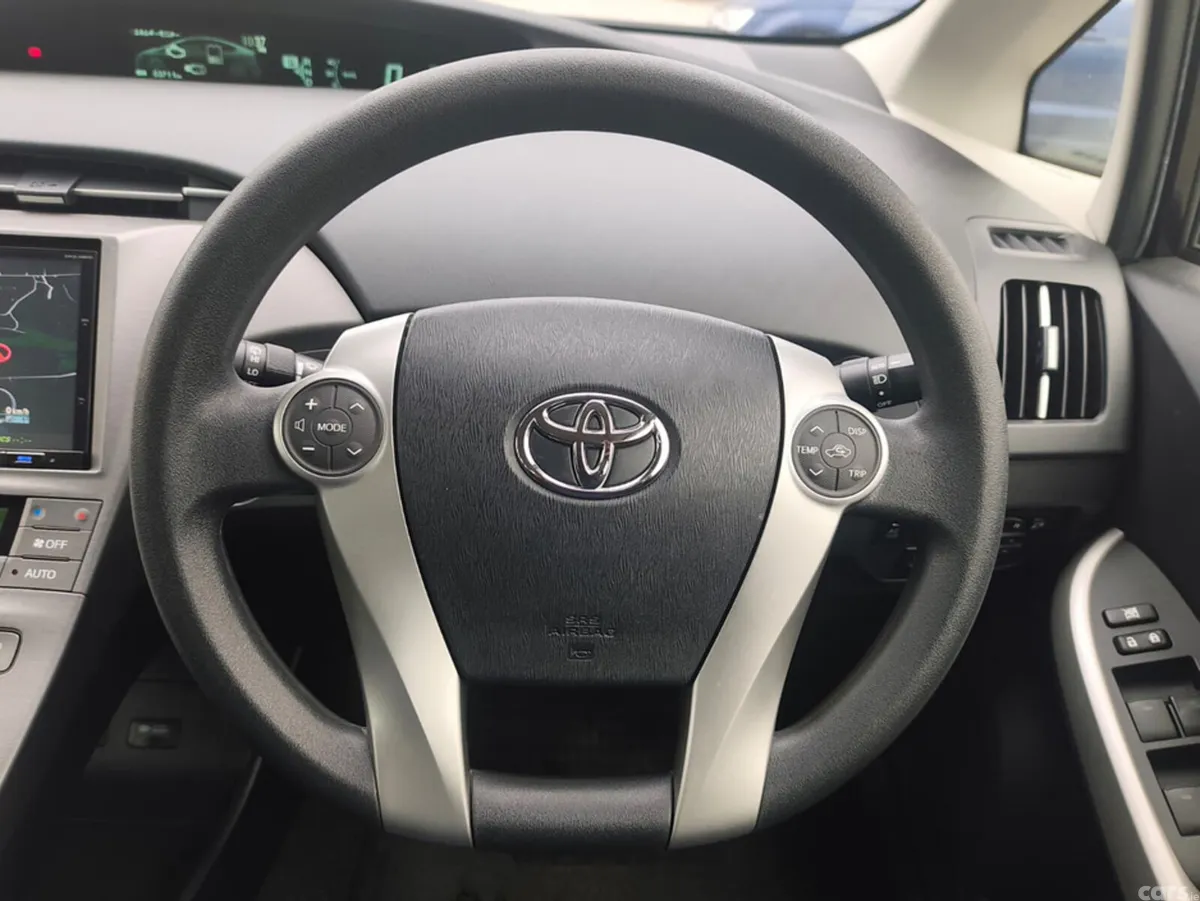 Toyota Prius Hatchback, Petrol Hybrid, 2015, Purple