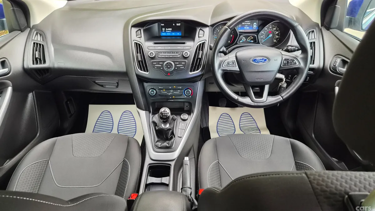 Ford Focus Hatchback, Diesel, 2016, Blue