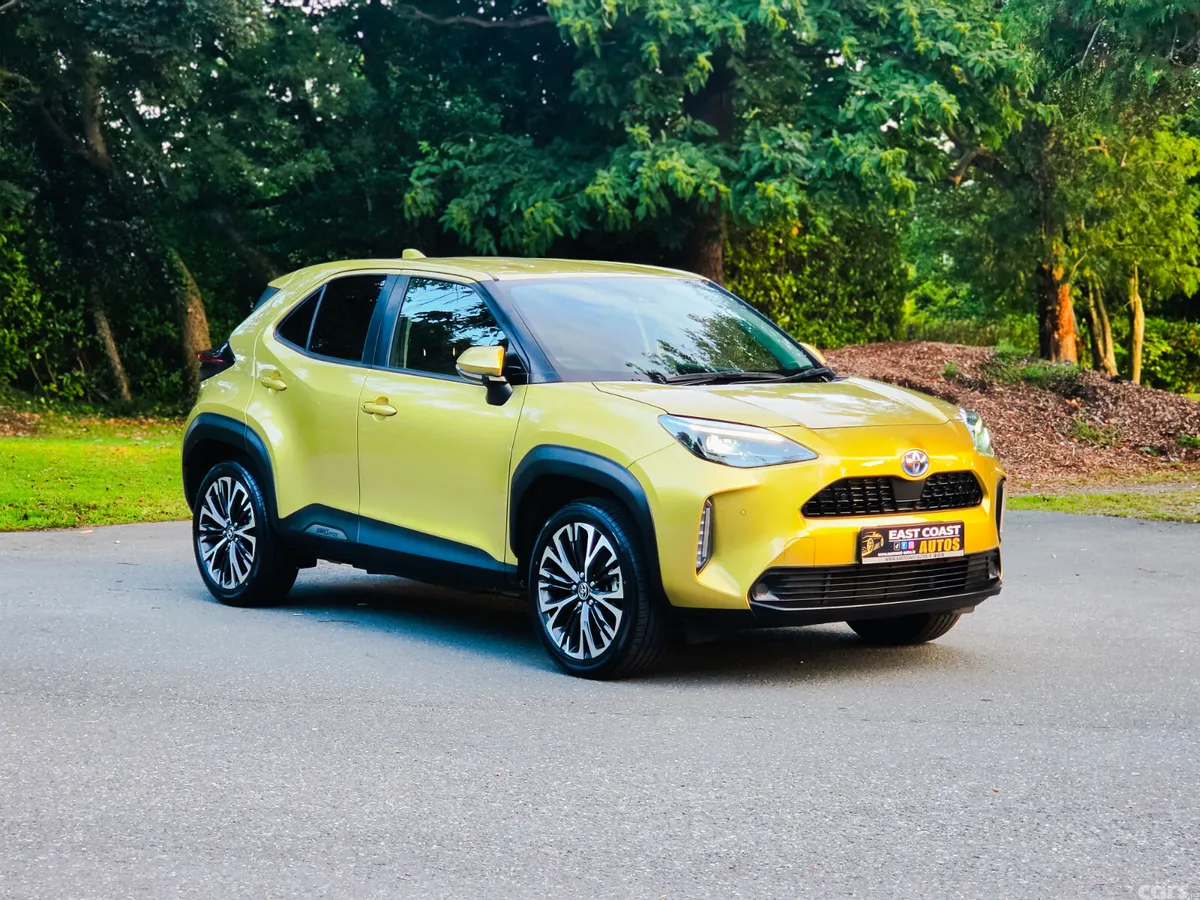 Toyota Yaris Cross Estate, Petrol Hybrid, 2021, Gold