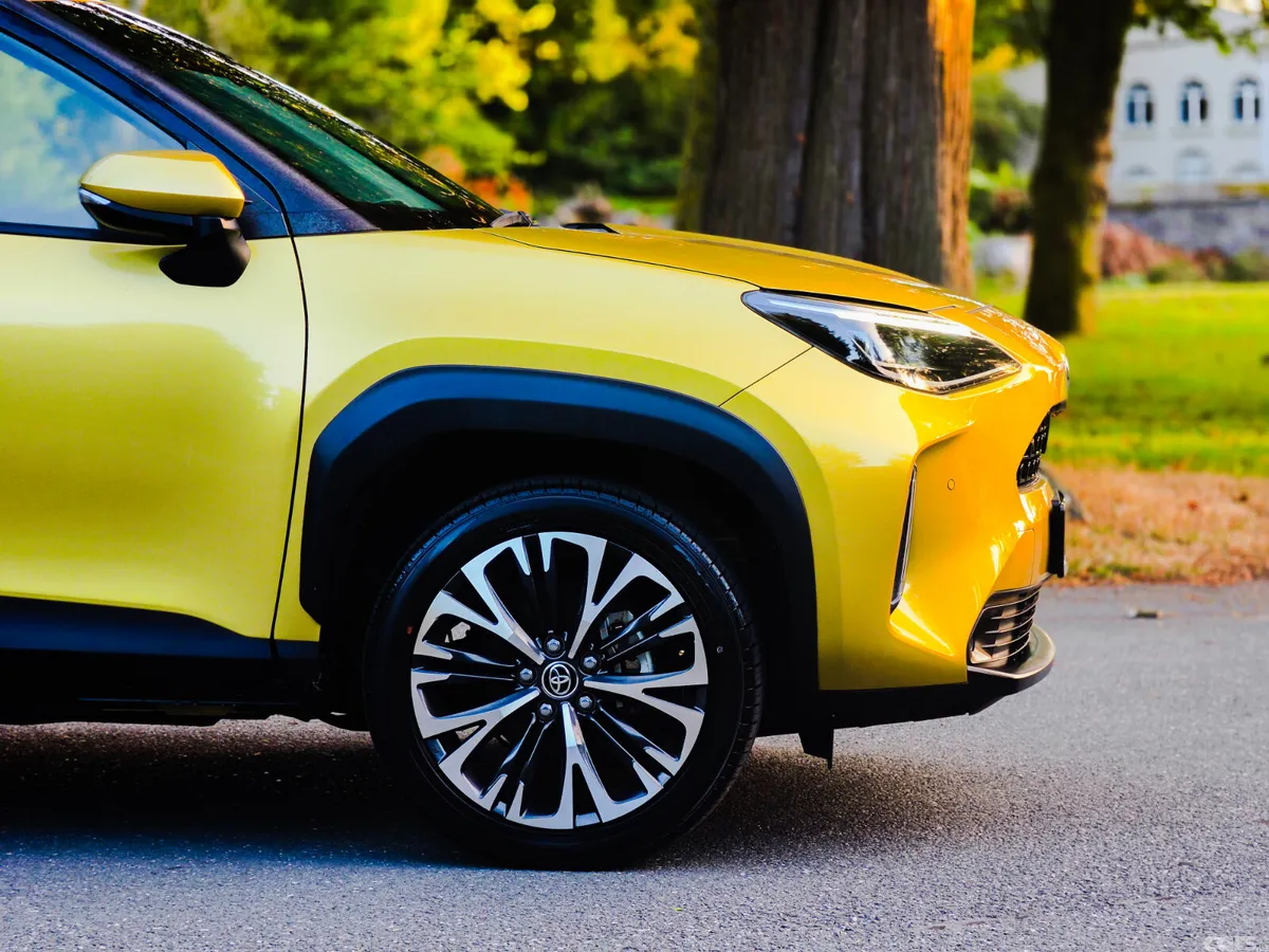 Toyota Yaris Cross Estate, Petrol Hybrid, 2021, Gold