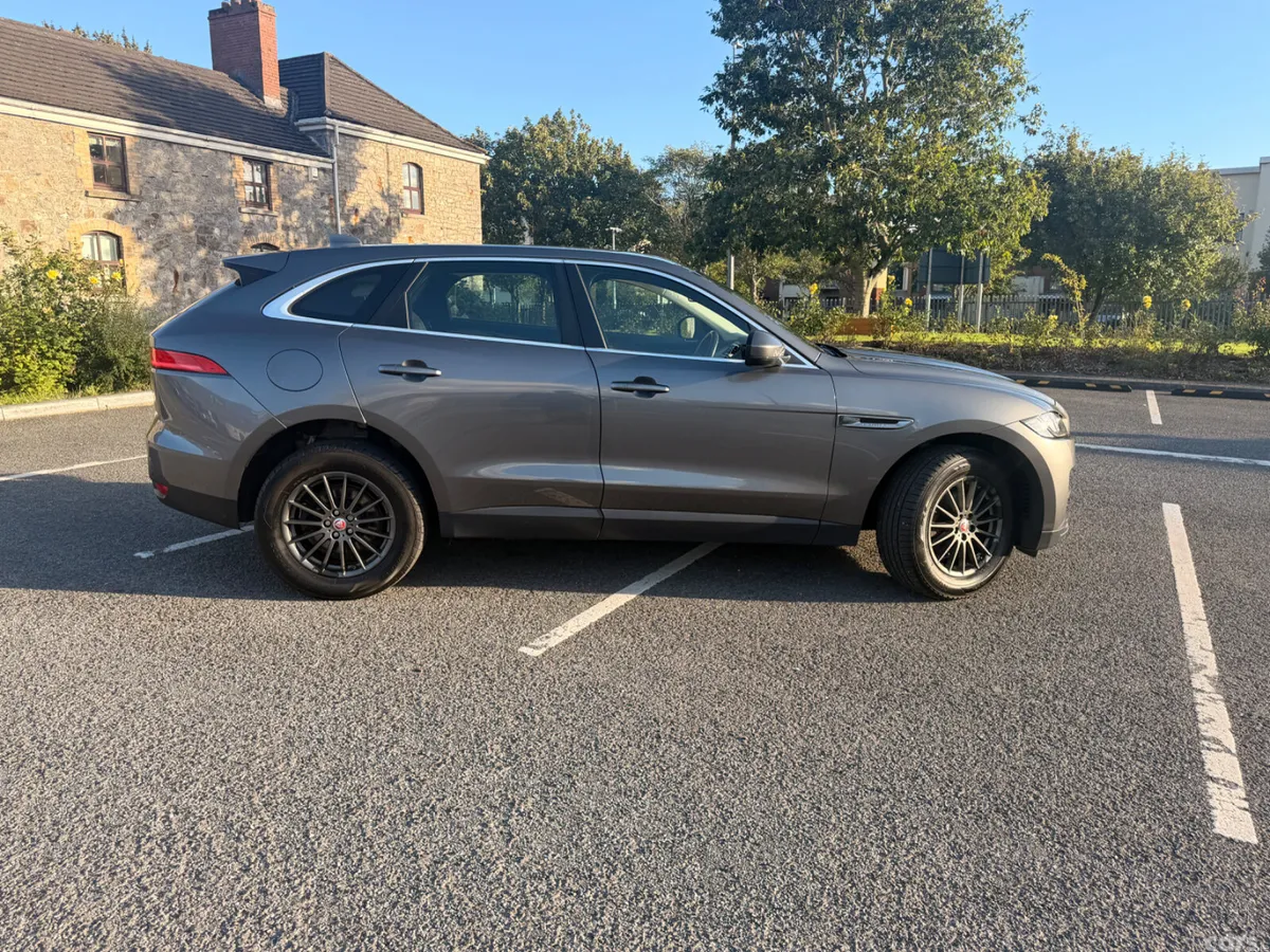 Jaguar F-Pace SUV, Diesel, 2017, Grey