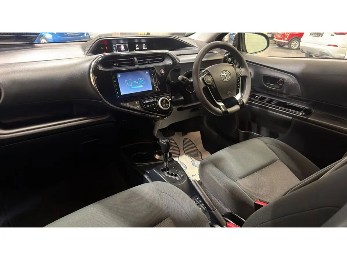 Toyota Aqua Hatchback, Petrol Hybrid, 2019, Blue