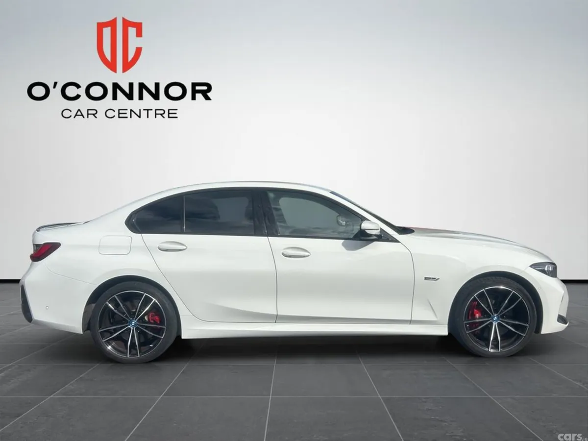 BMW 3-Series Saloon, Petrol Plug-in Hybrid, 2024, White