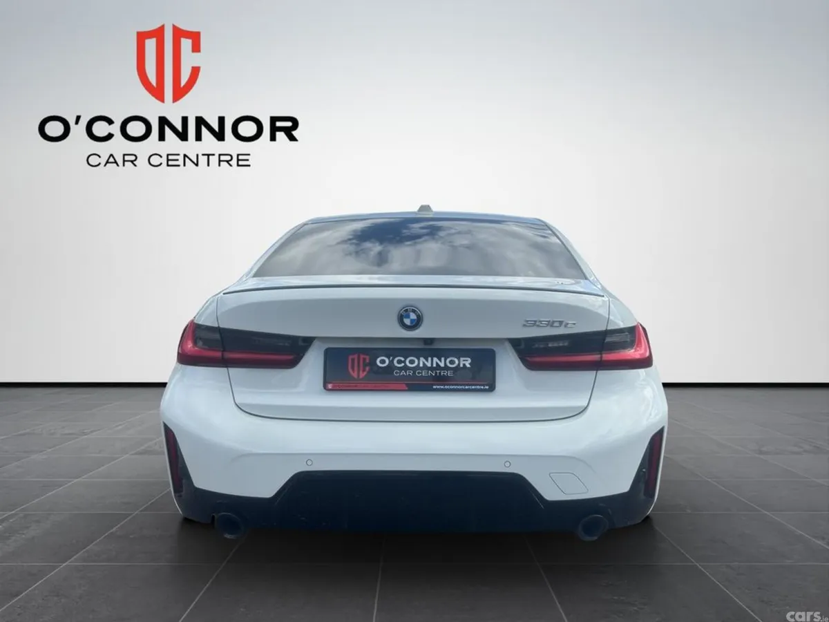 BMW 3-Series Saloon, Petrol Plug-in Hybrid, 2024, White
