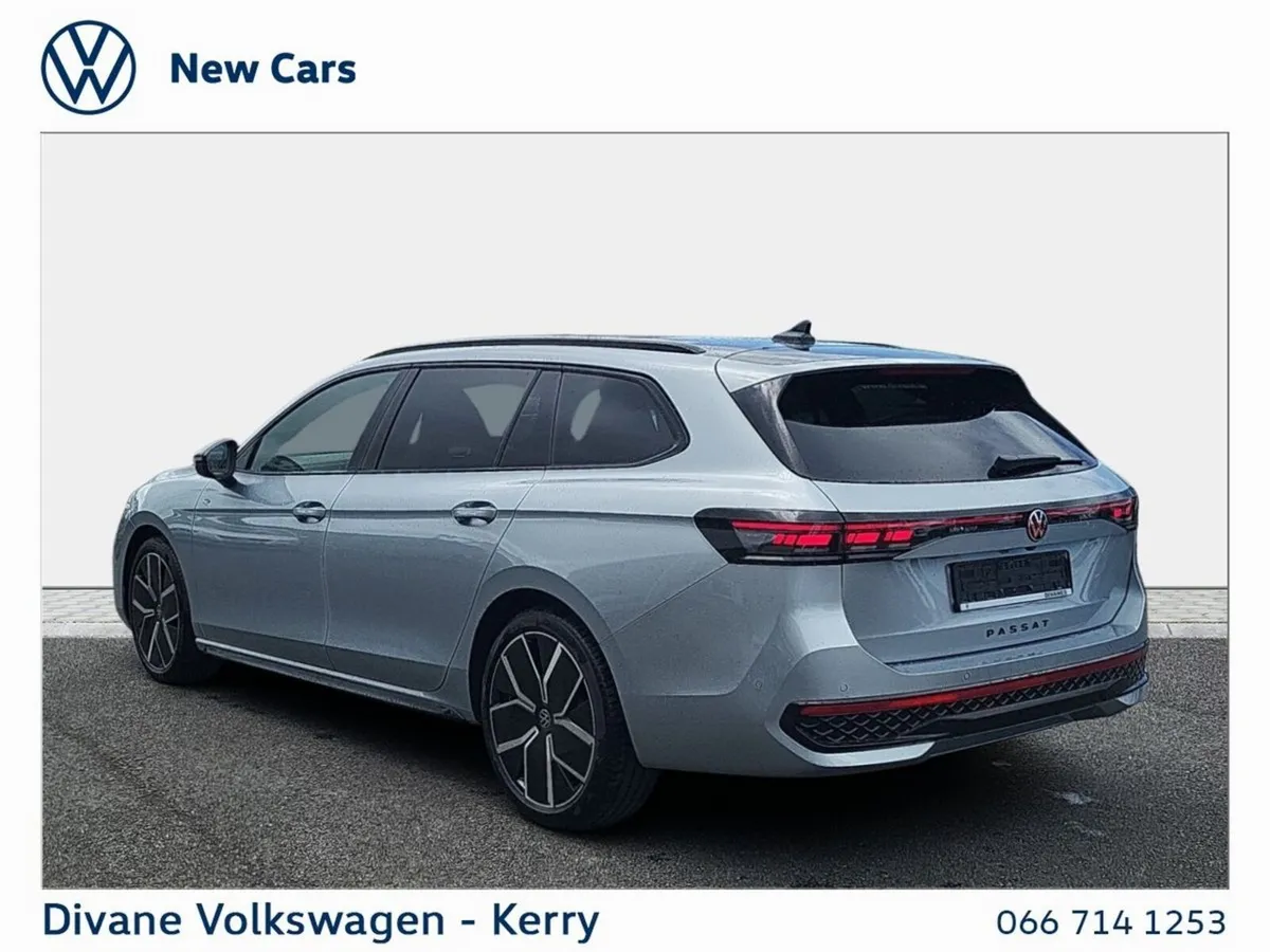 Volkswagen Passat Estate, Diesel, 2027, Silver