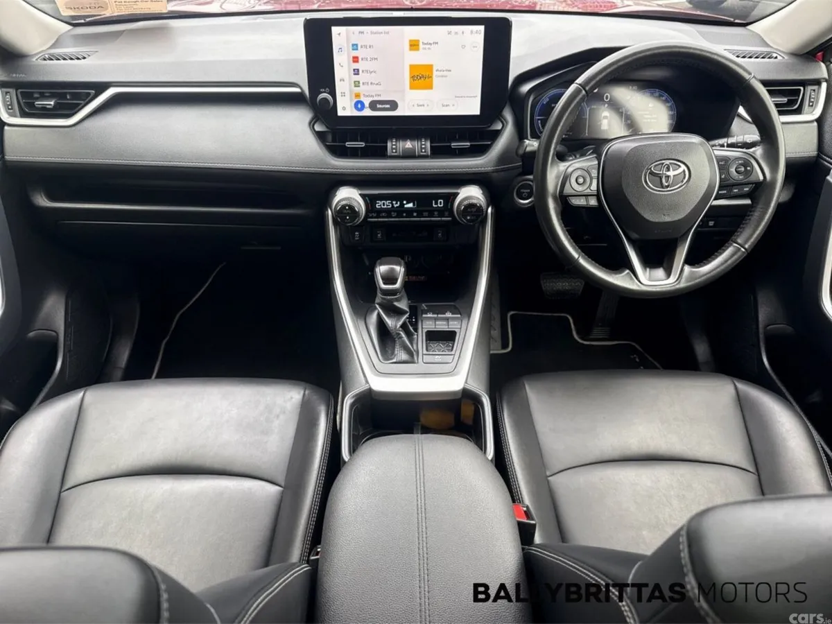 Toyota RAV4 SUV, Petrol Hybrid, 2024, Red