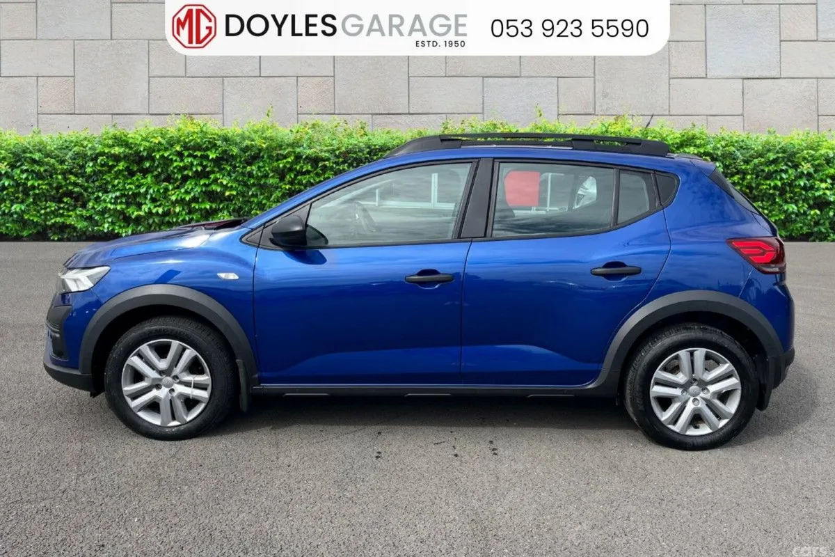 Dacia Sandero Stepway Hatchback, Petrol, 2023, Blue