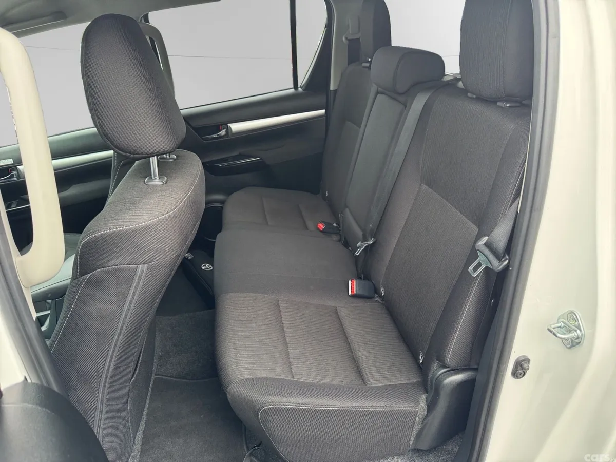 Toyota Hilux Pick Up, Diesel, 2026, White