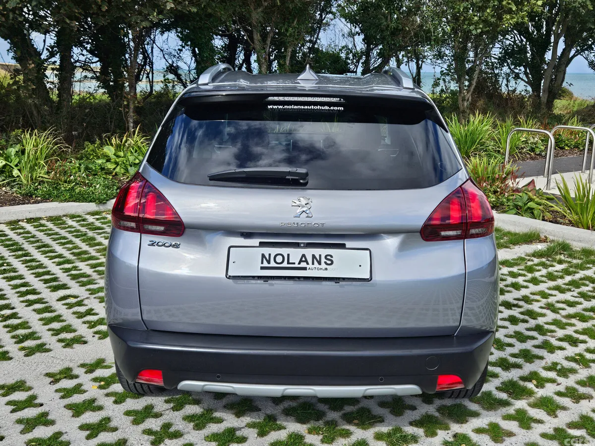 Peugeot 2008 MPV, Petrol, 2019, Grey