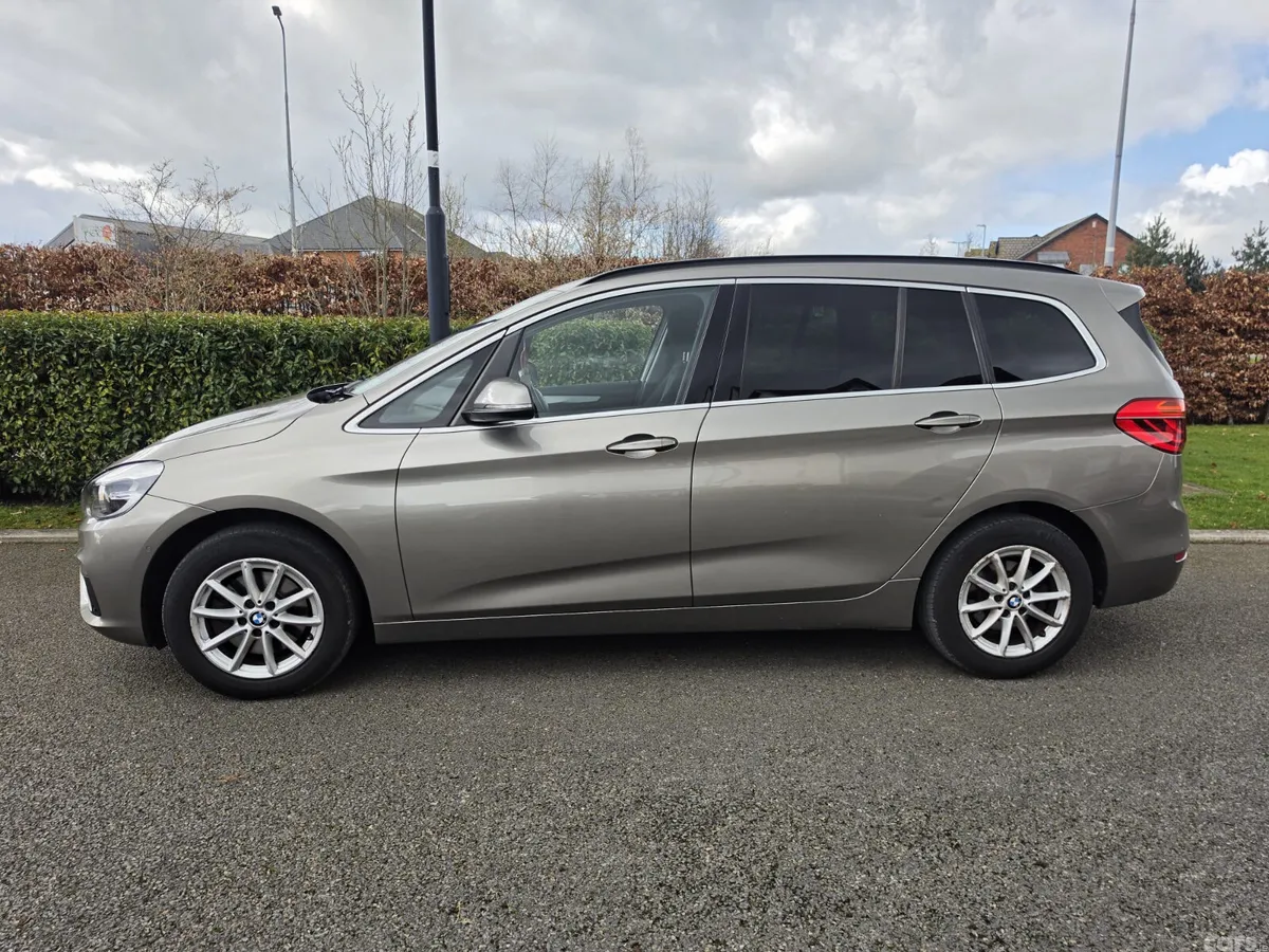 BMW 2-Series Estate/Jeep, Petrol, 2016, Silver