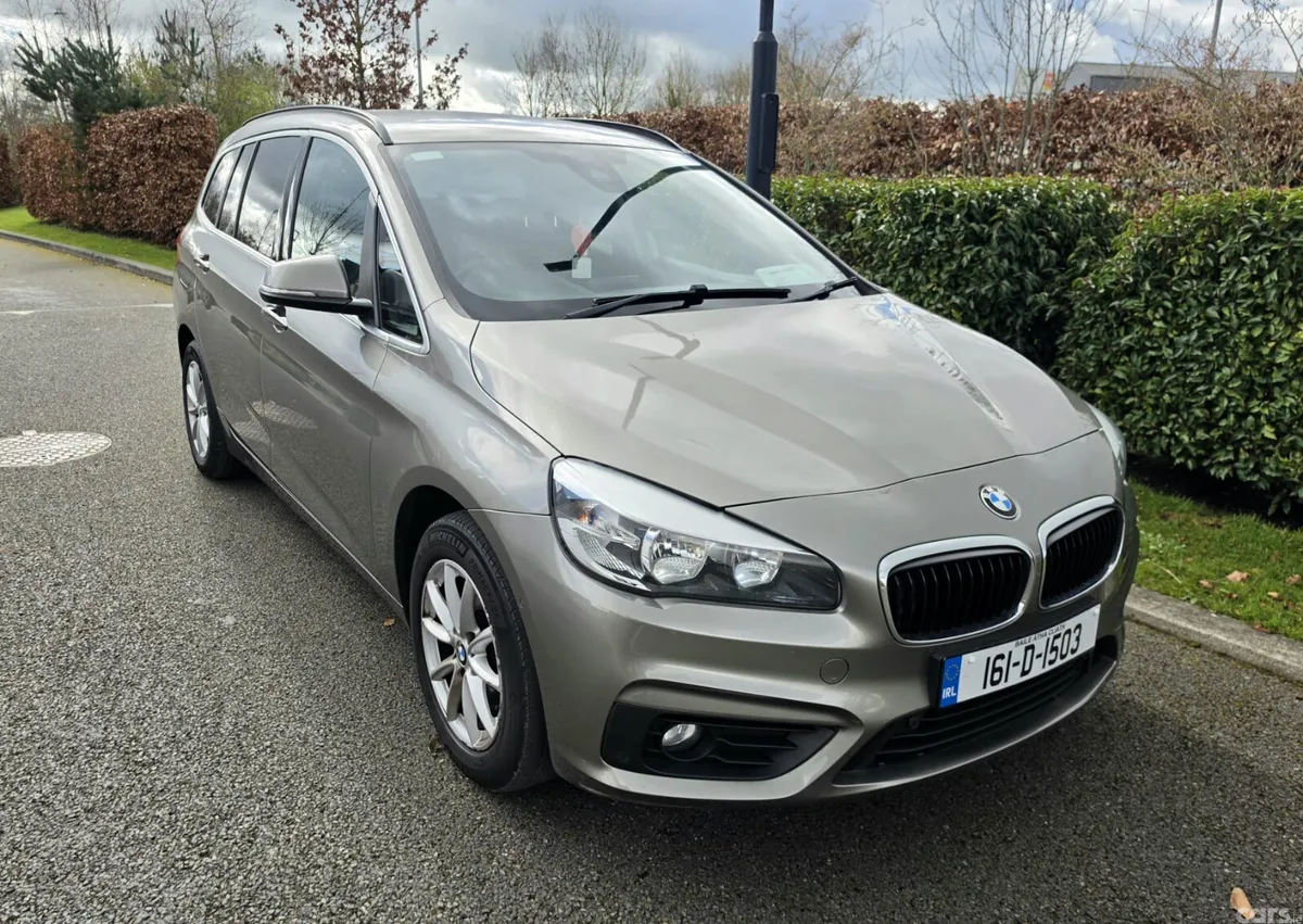 BMW 2-Series Estate/Jeep, Petrol, 2016, Silver