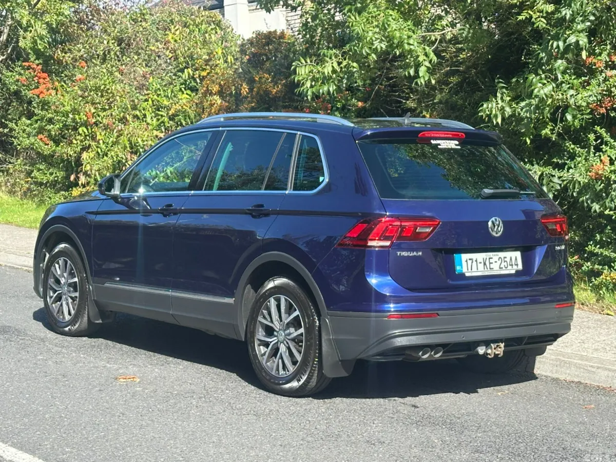 Volkswagen Tiguan Hatchback, Diesel, 2017, Blue