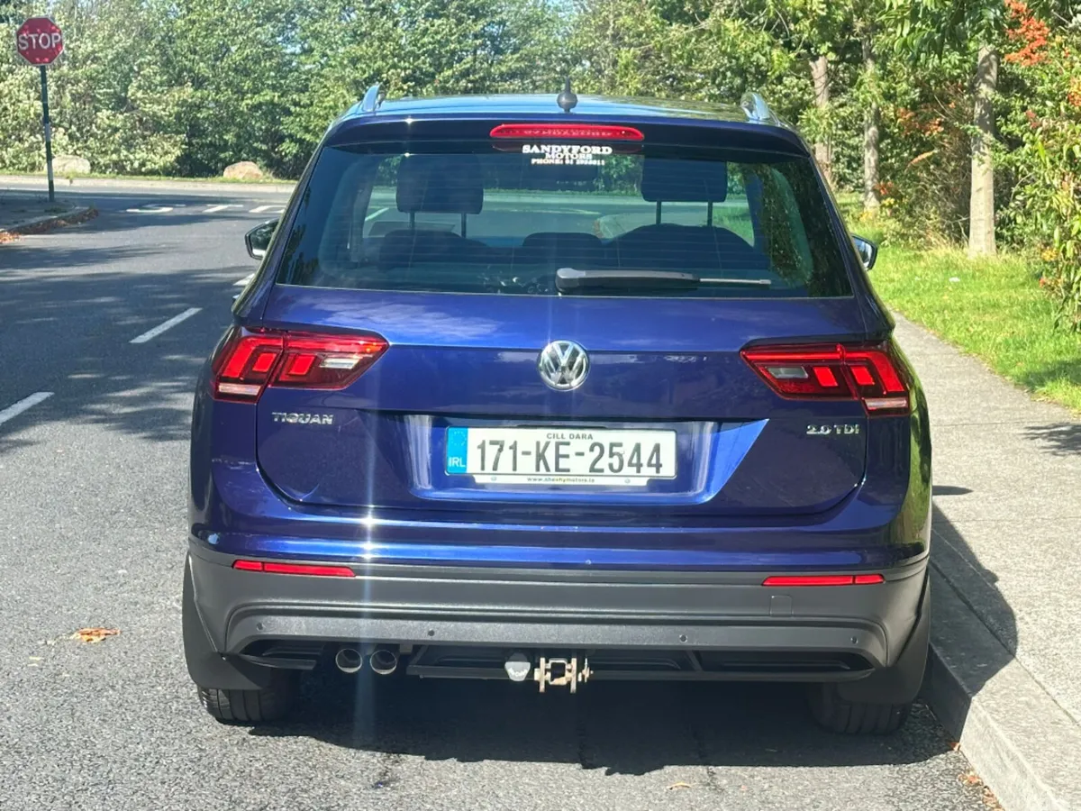 Volkswagen Tiguan Hatchback, Diesel, 2017, Blue