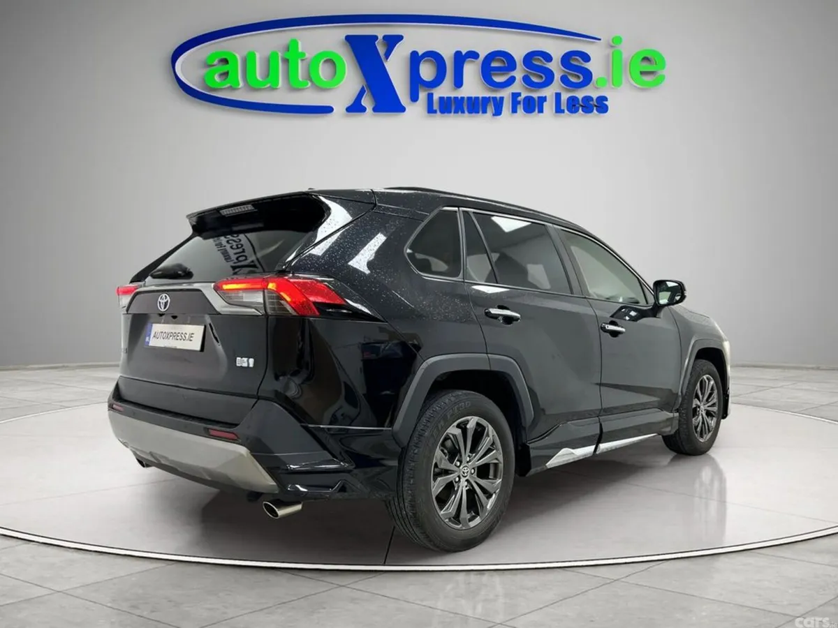 Toyota RAV4 SUV, Petrol Hybrid, 2023, Black