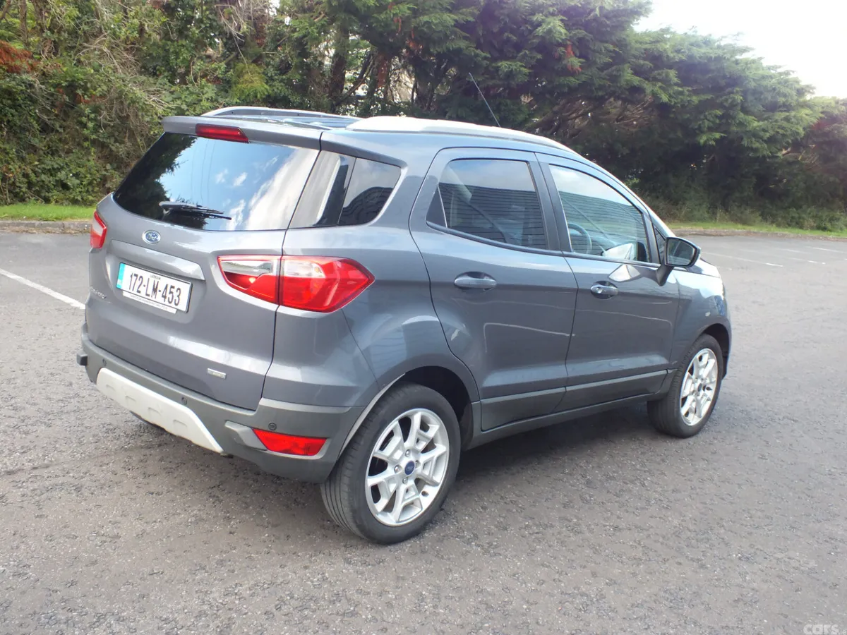 Ford EcoSport SUV, Petrol, 2017, Grey