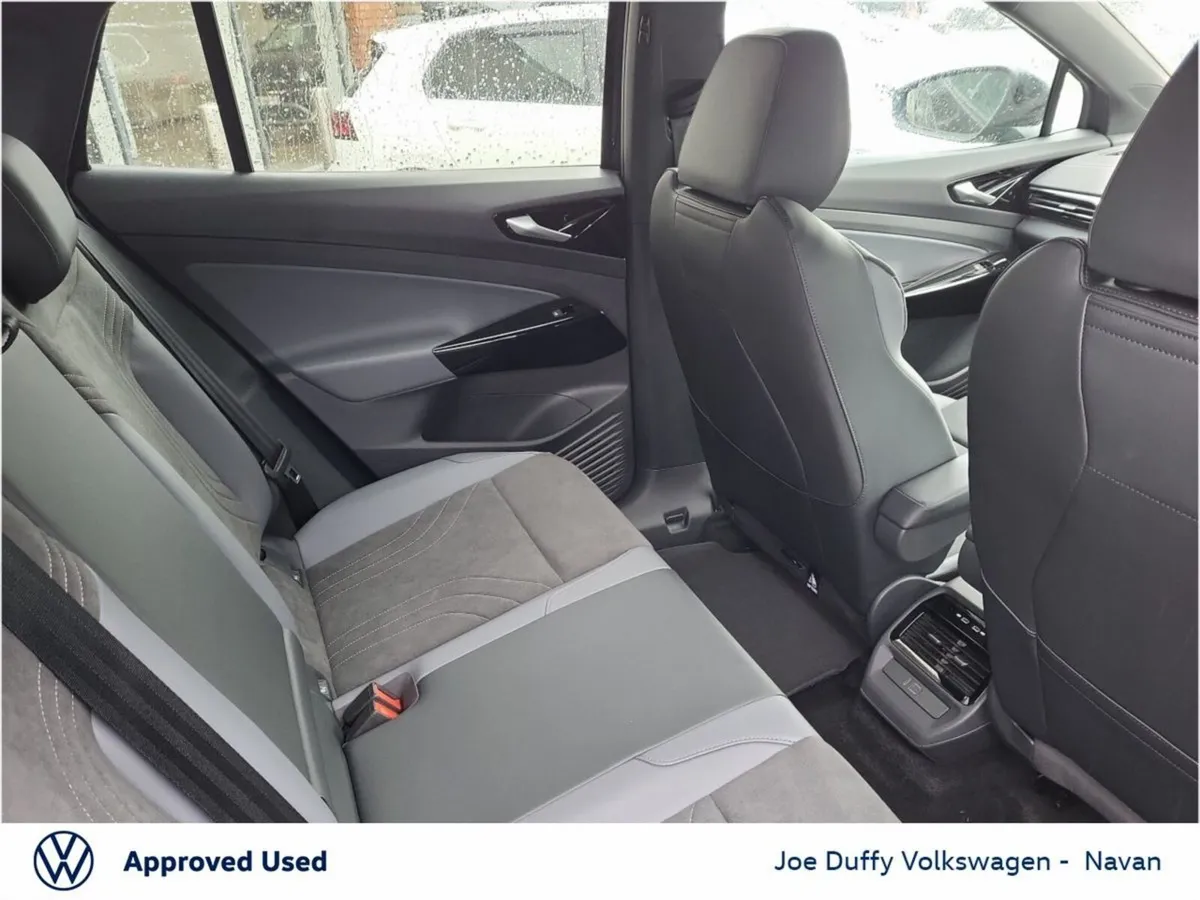 Volkswagen ID.5 Estate, Electric, 2026, Black