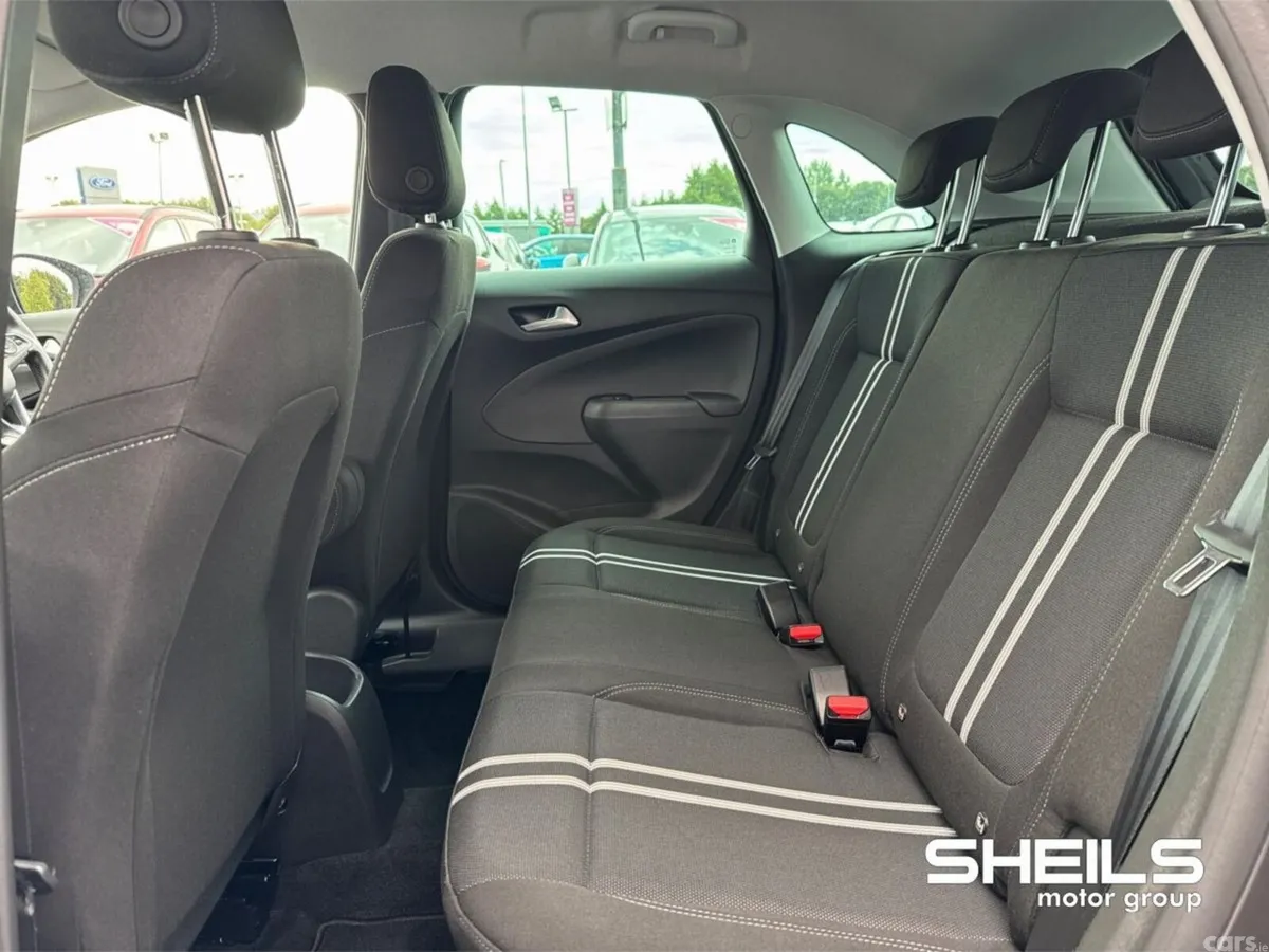 Opel Crossland SUV, Diesel, 2024, Grey