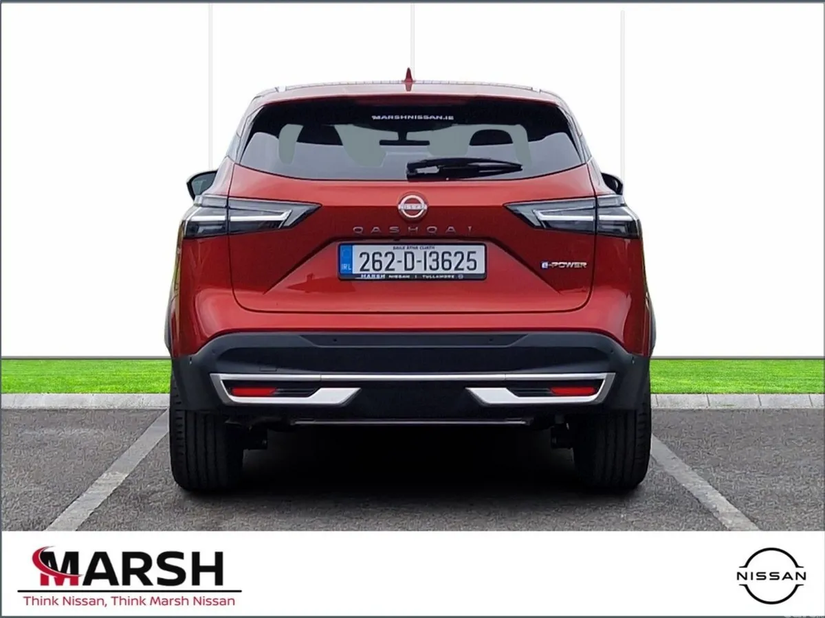 Nissan Qashqai MPV, Petrol Hybrid, 2026, Red