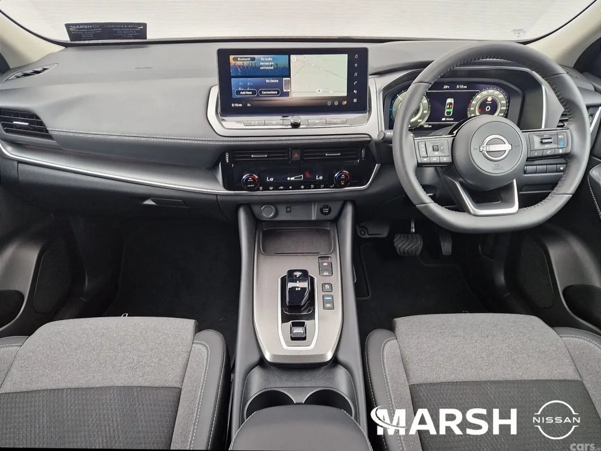 Nissan Qashqai MPV, Petrol Hybrid, 2026, Red