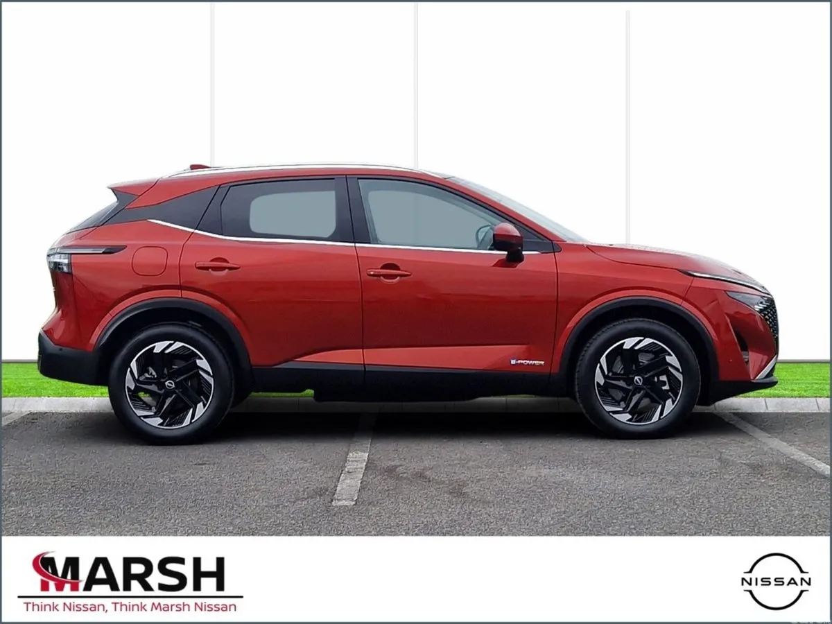 Nissan Qashqai MPV, Petrol Hybrid, 2026, Red