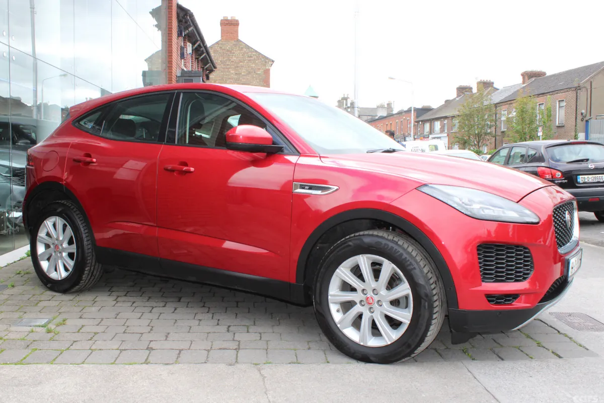 Jaguar E-Pace Estate/Jeep, Diesel, 2018, Red