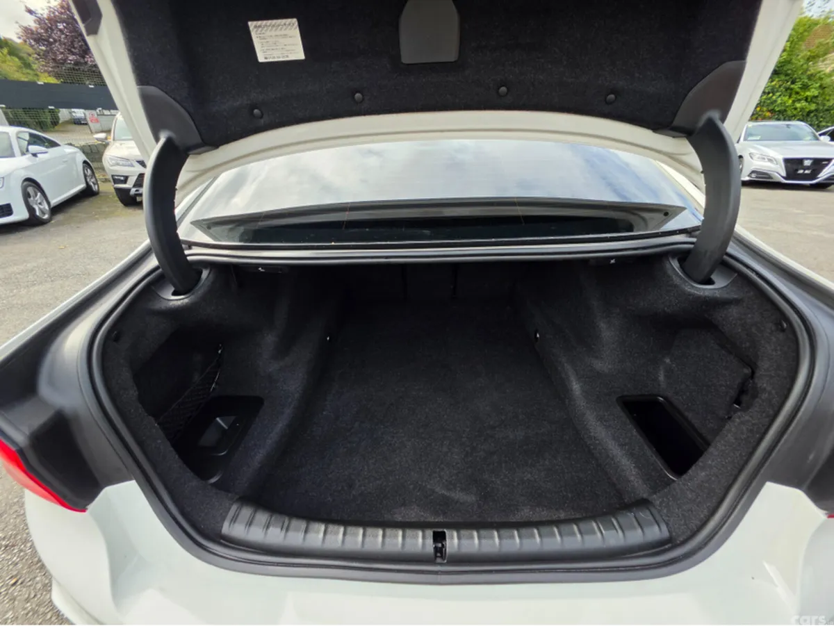 BMW 5-Series Saloon, Diesel, 2018, White