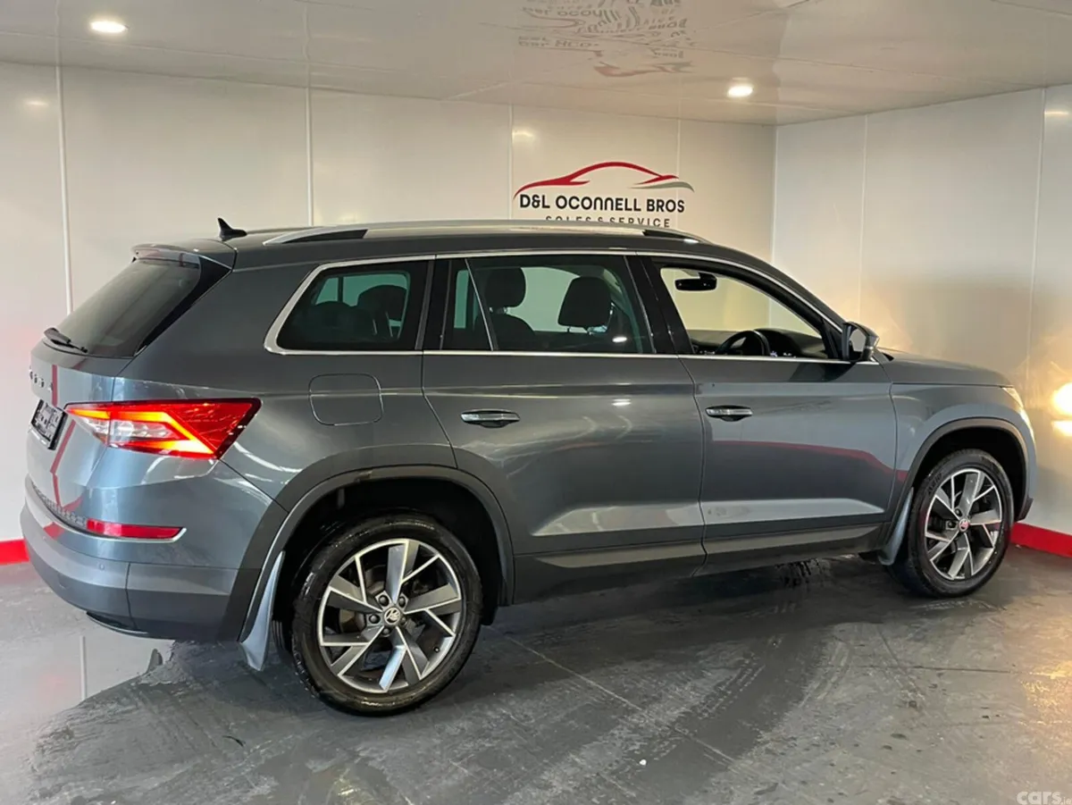 Skoda Kodiaq Estate, Diesel, 2021, Grey