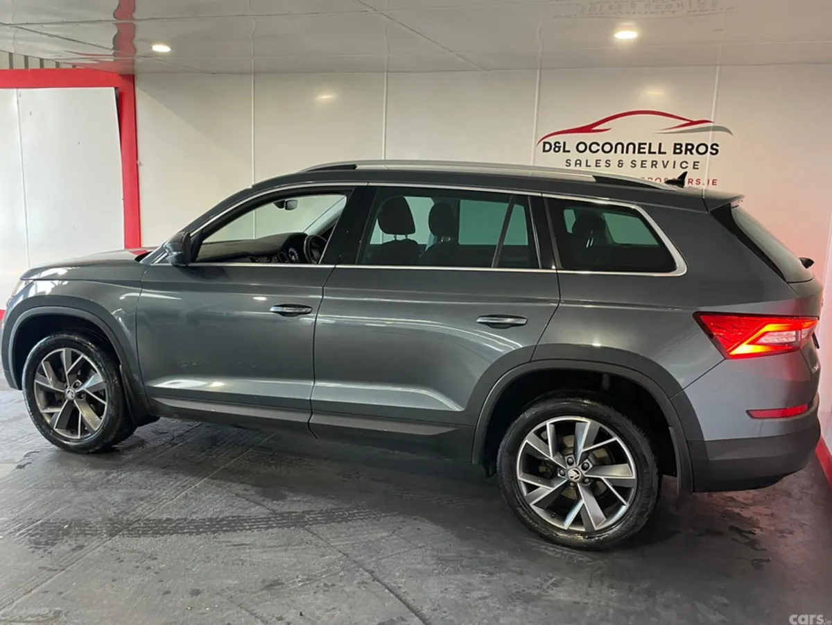 Skoda Kodiaq Estate, Diesel, 2021, Grey
