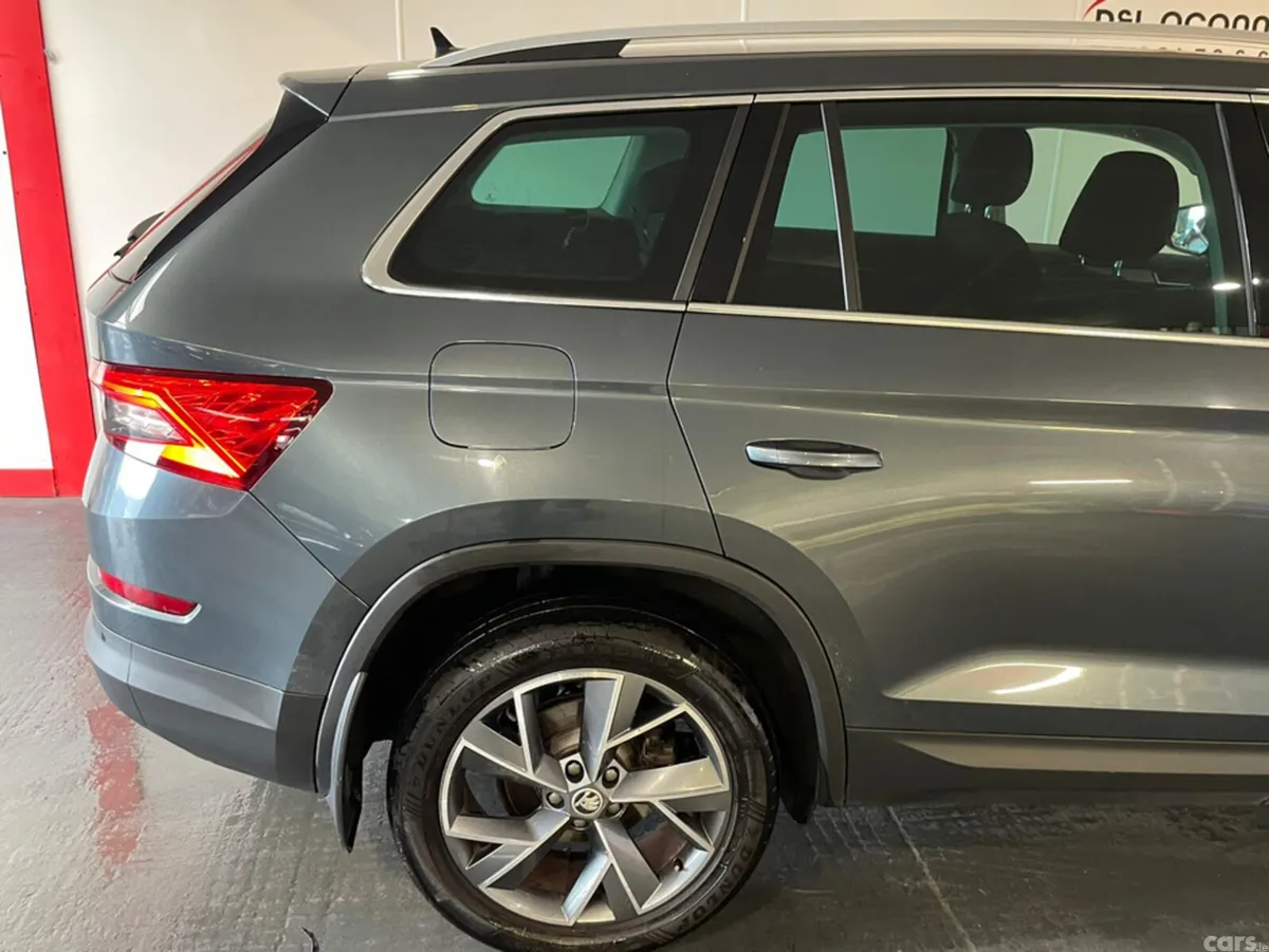 Skoda Kodiaq Estate, Diesel, 2021, Grey
