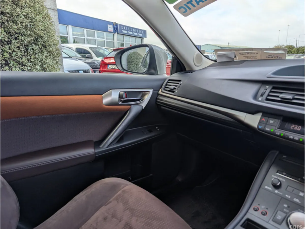 Lexus CT Hatchback, Petrol Hybrid, 2018, Silver