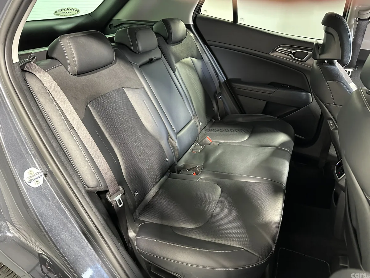 Kia Sportage SUV, Petrol Hybrid, 2026, Grey