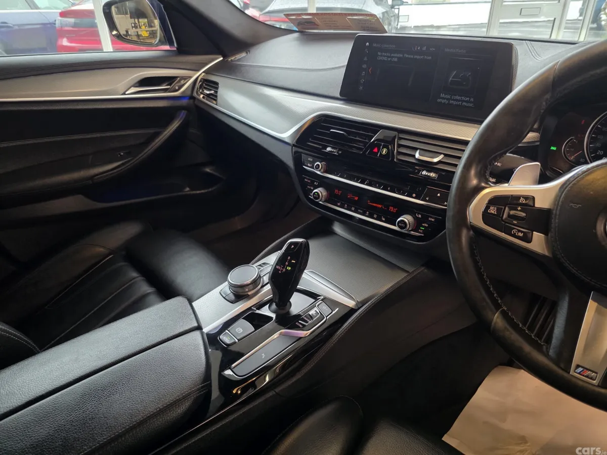 BMW 5-Series Saloon, Diesel, 2017, Blue