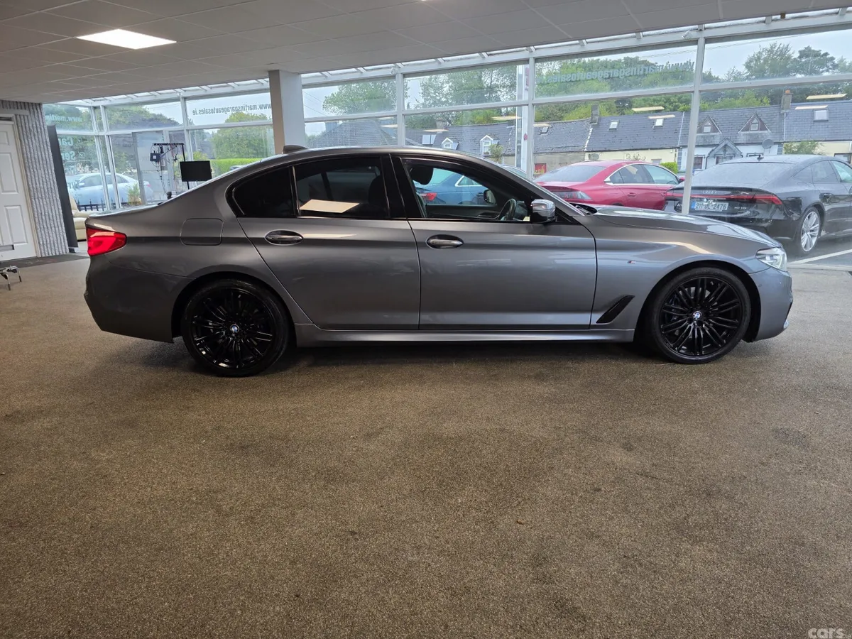 BMW 5-Series Saloon, Diesel, 2017, Blue